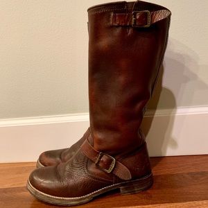 Frye Veronica Boots Size 9